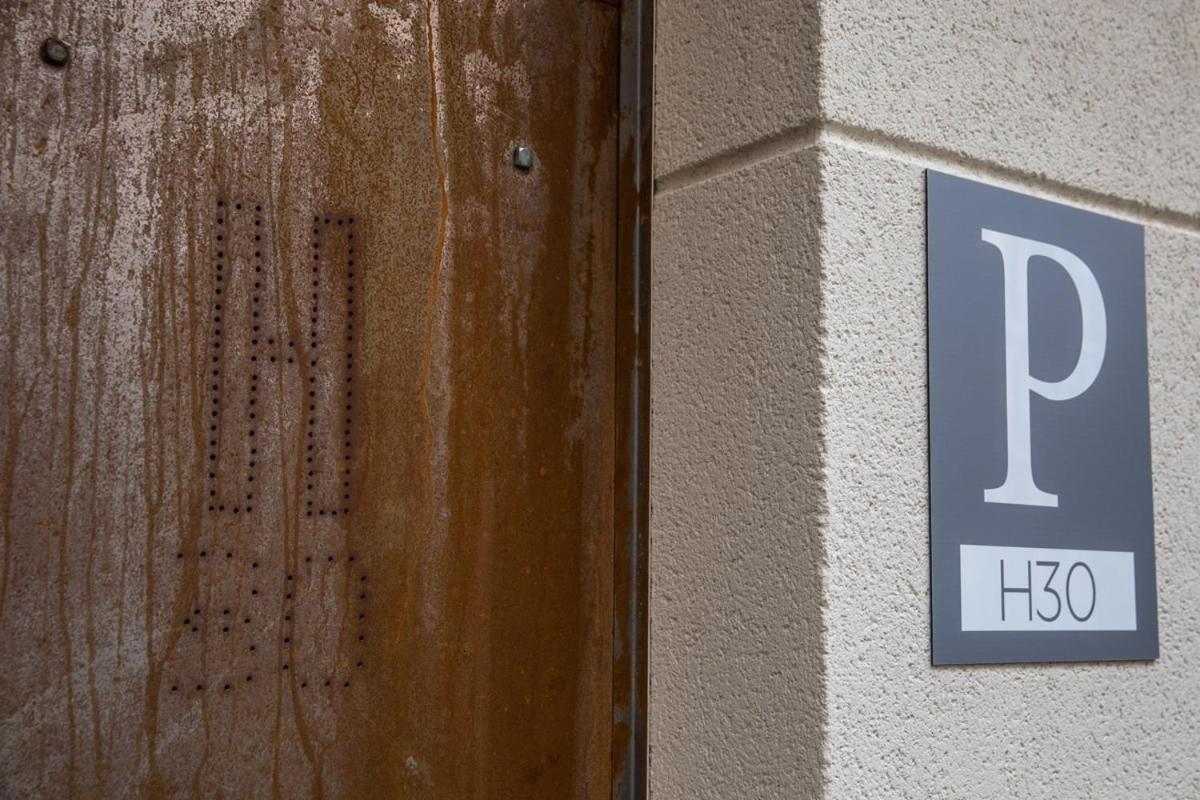 Pension H30 Билбао Екстериор снимка